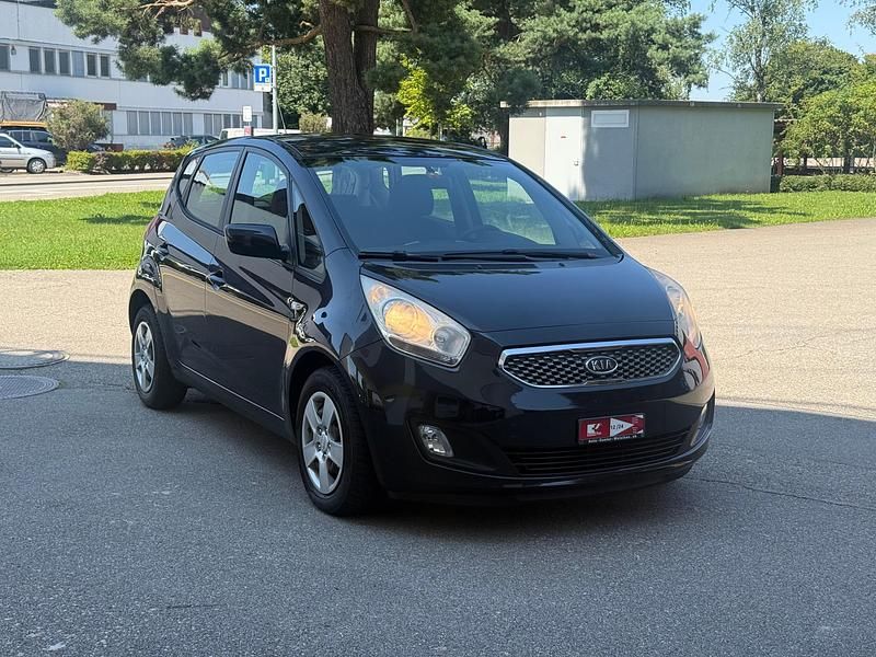 Gebraucht Kia Venga 90 PS (66 kW) 2011 Kleinwagen