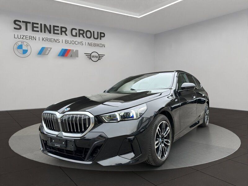 Schwarz Gebraucht 2024 BMW 520 M Sport Kombi | CHF 61’900 - Bild 1/4