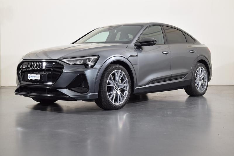 Grau Gebraucht 2020 Audi e-tron Sportback S-Line SUV | CHF 32’950 (Fairer Preis) - Bild 1/4