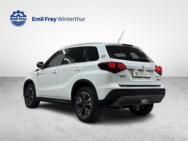 Gebraucht Suzuki Vitara 116 PS (85 kW) 2023 Weiss SUV
