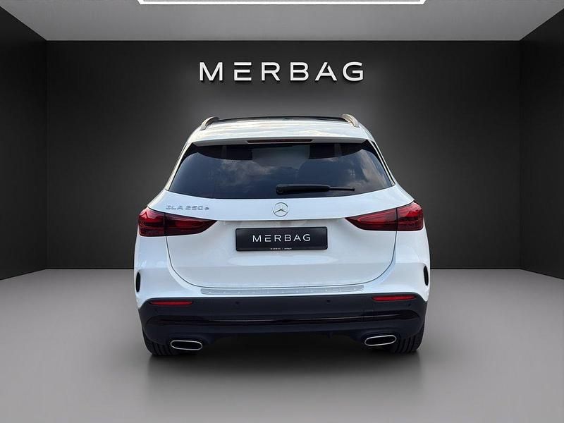 Neu Mercedes GLA250 217 PS (159 kW) 2025 Weiss SUV