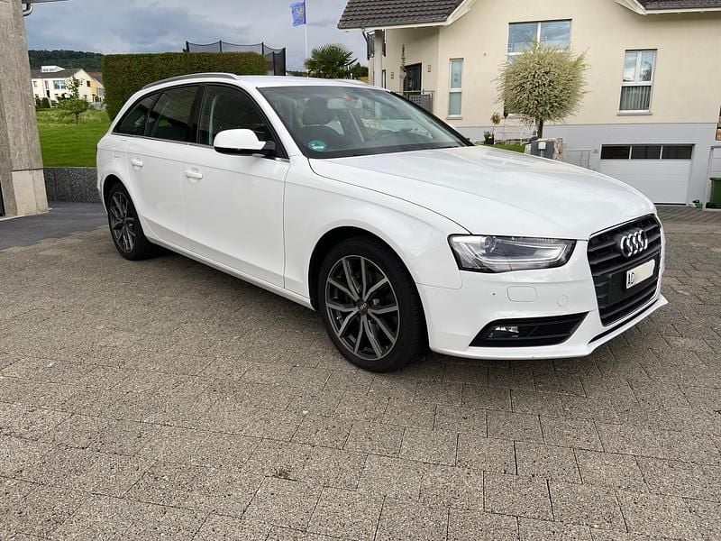 Gebraucht Audi A4 150 PS (110 kW) 2015 Kombi