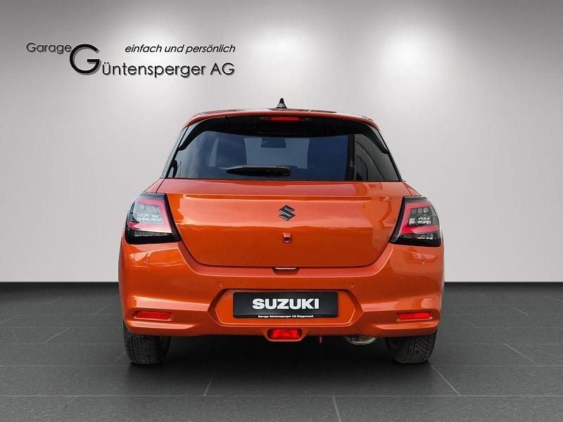 Gebraucht Suzuki Swift 82 PS (60 kW) 2025 Orange Limousine