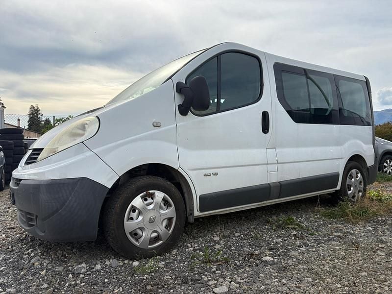 Gebraucht Renault Trafic 114 PS (83 kW) 2007 Van / Kleinbus