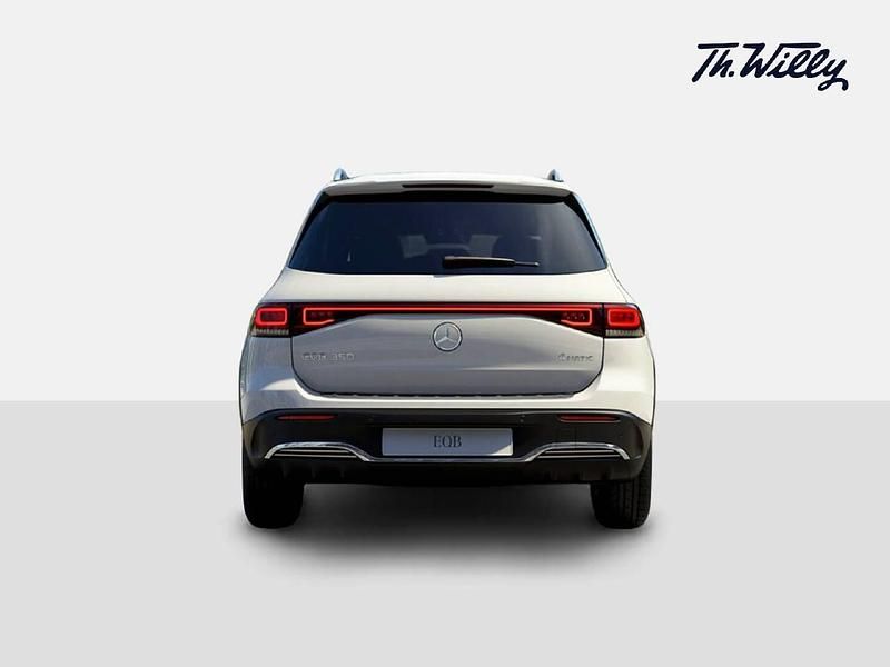 Neu Mercedes EQB350 AMG line 214 kW (291 PS) 2025 Weiss SUV