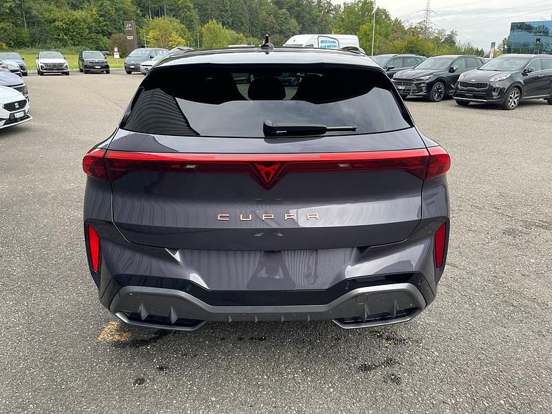 Neu Cupra Terramar 150 PS (110 kW) 2025 Schwarz SUV