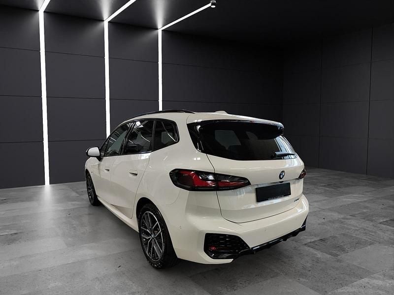Gebraucht BMW 218 Active Tourer Comfort Edition 150 PS (110 kW) 2025 Weiss Van / Kleinbus