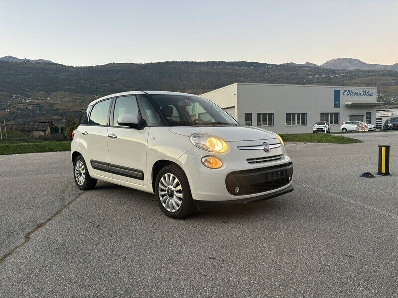 Gebraucht 2012 Fiat 500L Lounge Van / Kleinbus | CHF 3’000 (Fairer Preis) - Bild 1/4