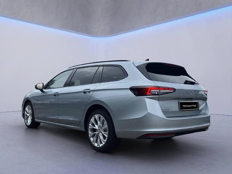 Gebraucht Skoda Superb Selection 193 PS (141 kW) 2024 Kombi