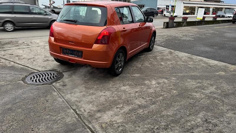 Gebraucht Suzuki Swift GL 92 PS (67 kW) 2005