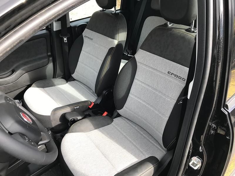 Gebraucht Fiat Panda Cross Cross 85 PS (62 kW) 2023 Kleinwagen