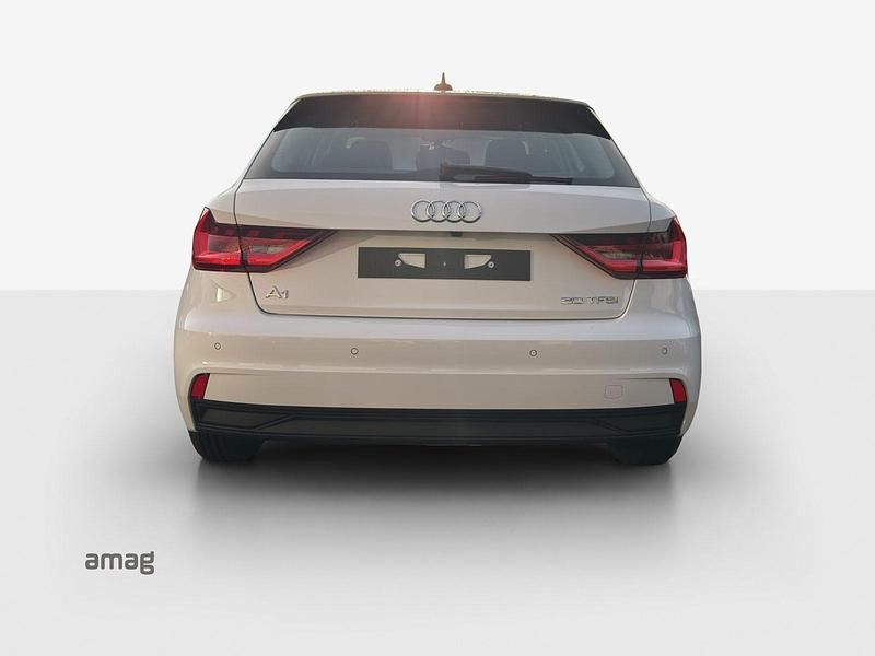 Neu Audi A1 Sportback Attraction 115 PS (84 kW) 2026 Cortinaweisscortinaweiss Kleinwagen