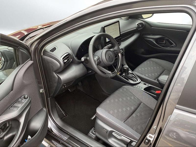 Gebraucht Toyota Yaris Hybrid Trend 116 PS (85 kW) 2025 Limousine