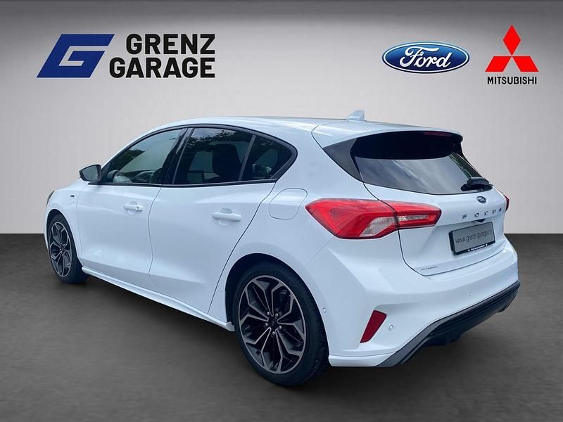 Gebraucht Ford Focus ST-Line 125 PS (91 kW) 2019 Weiss Limousine