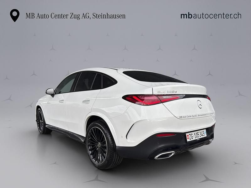 Gebraucht Mercedes GLC300e AMG line 292 PS (214 kW) 2024 Weiss Coupé