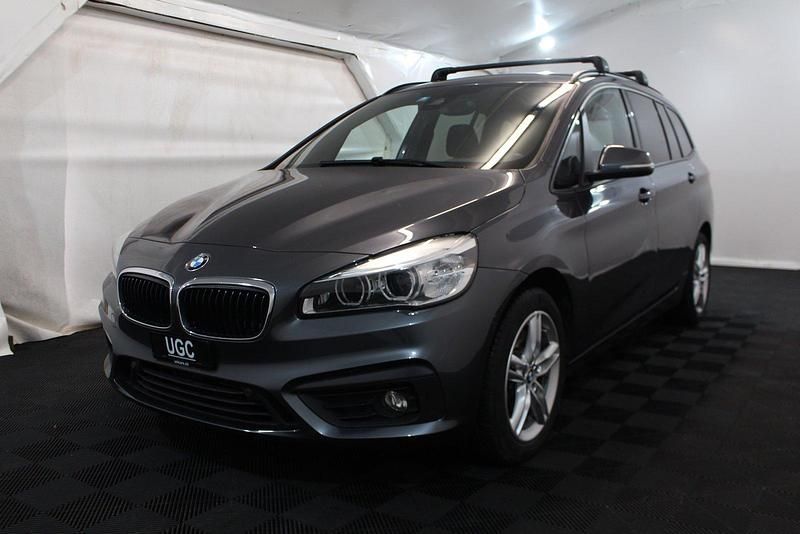 Gebraucht BMW 220 Gran Tourer Advantage 192 PS (141 kW) 2017 Van / Kleinbus