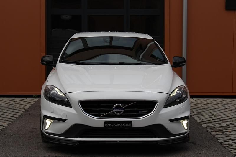 Gebraucht Volvo V40 200 PS (147 kW) 2014 Kombi