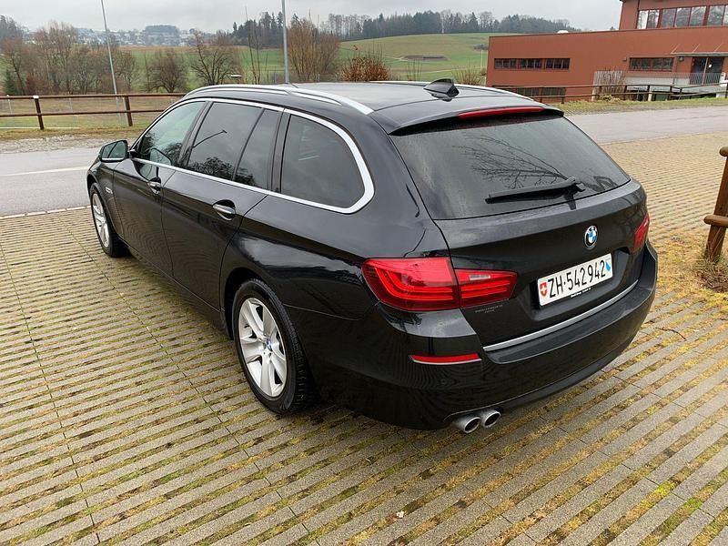 Gebraucht BMW 530 258 PS (189 kW) 2013 Kombi