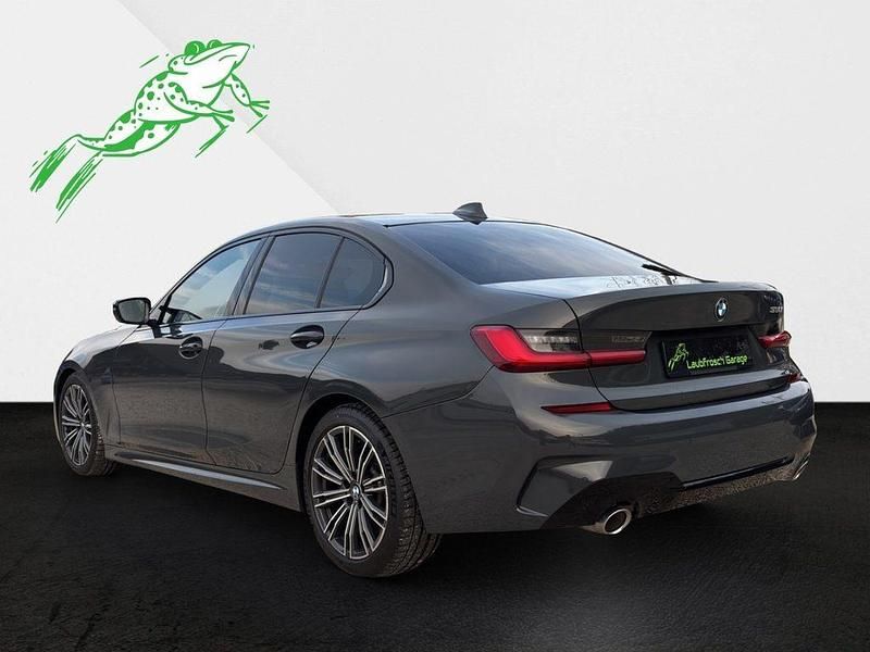 Gebraucht BMW 330 Advantage 258 PS (189 kW) 2019 Limousine