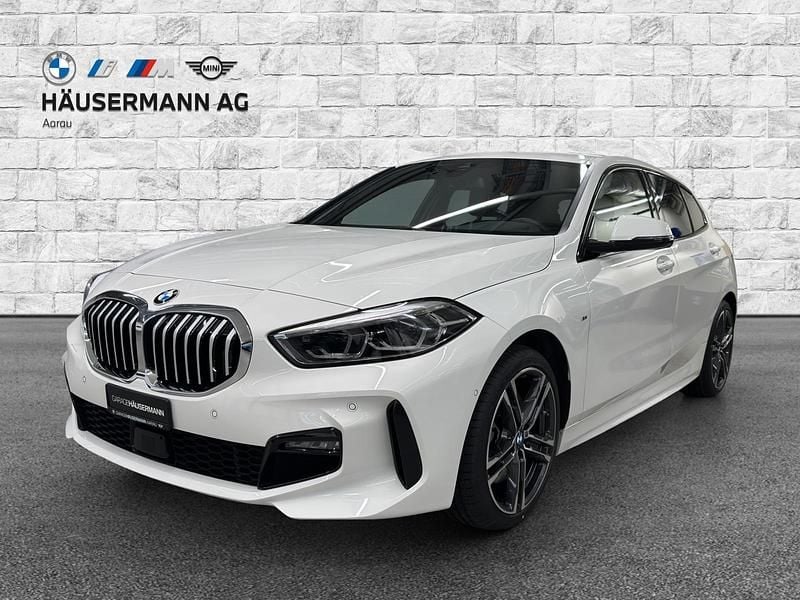 Weiss Gebraucht 2024 BMW 120 M Sport Kleinwagen | CHF 33’900 (Fairer Preis) - Bild 1/4