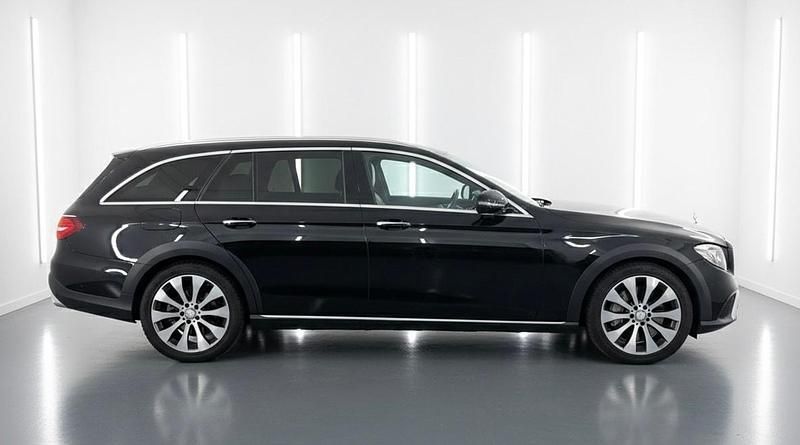 Gebraucht Mercedes E220 All-Terrain Avantgarde 194 PS (142 kW) 2017 Kombi
