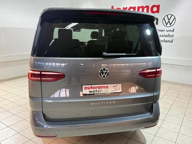 Gebraucht VW T7 Life 150 PS (110 kW) 2026 Gray Van