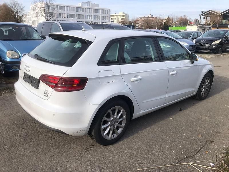 Gebraucht Audi A3 Attraction 150 PS (110 kW) 2015