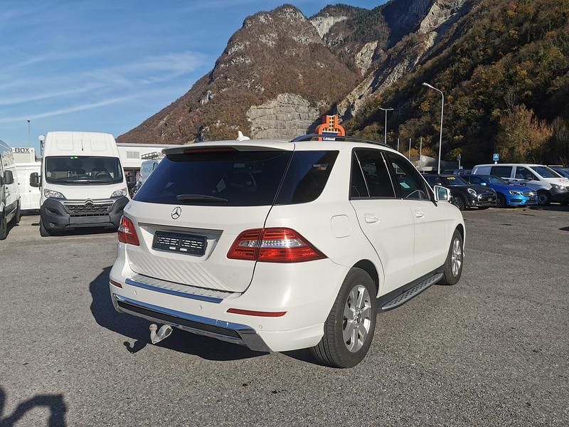 Gebraucht Mercedes ML350 Executive 258 PS (189 kW) 2012 SUV