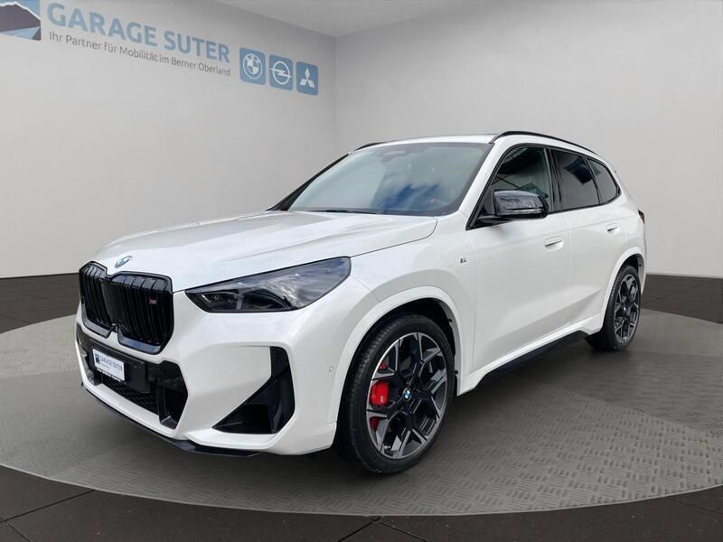 Weiss Gebraucht 2025 BMW X1 Luxury Line SUV | CHF 73’999 - Bild 1/4