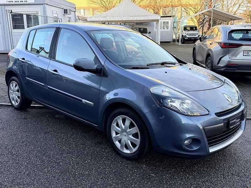 Gebraucht Renault Clio II Dynamique 112 PS (82 kW) 2010 Kleinwagen