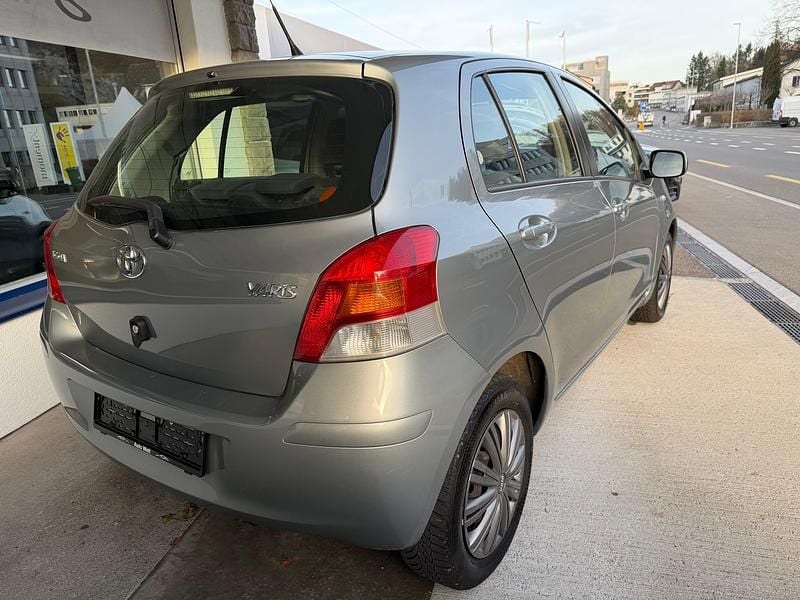 Gebraucht Toyota Yaris 101 PS (74 kW) 2009