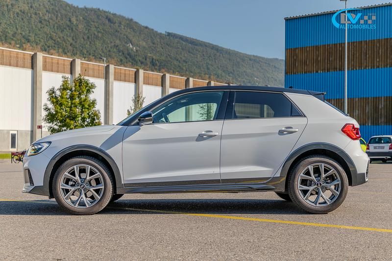 Gebraucht Audi A1 Attraction 110 PS (80 kW) 2023 Kleinwagen