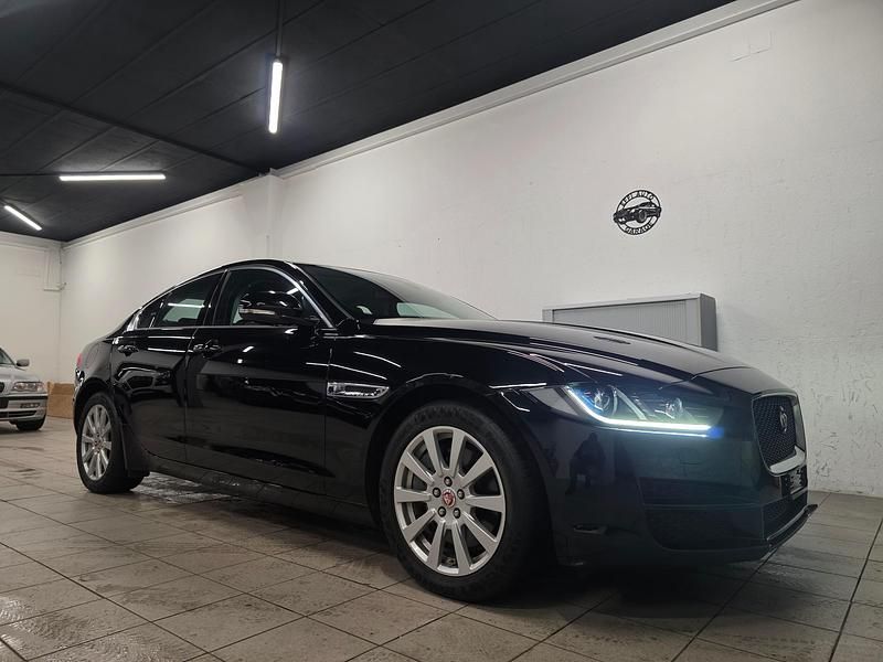 Gebraucht Jaguar XE Prestige 200 PS (147 kW) 2015 Limousine
