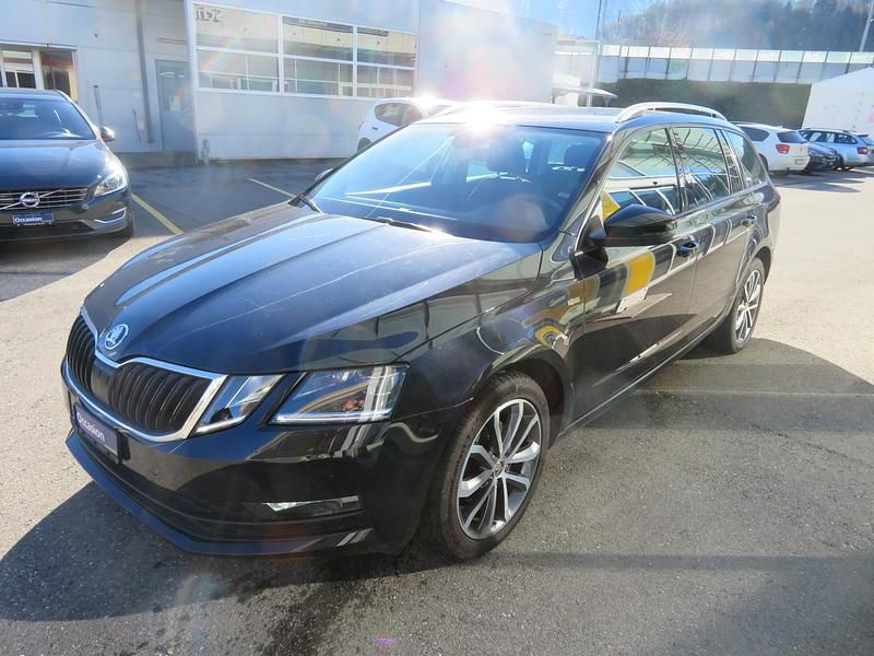 Schwarz Gebraucht 2019 Skoda Octavia Soleil Kombi | CHF 18’500 (Etwas zu teuer) - Bild 1/4