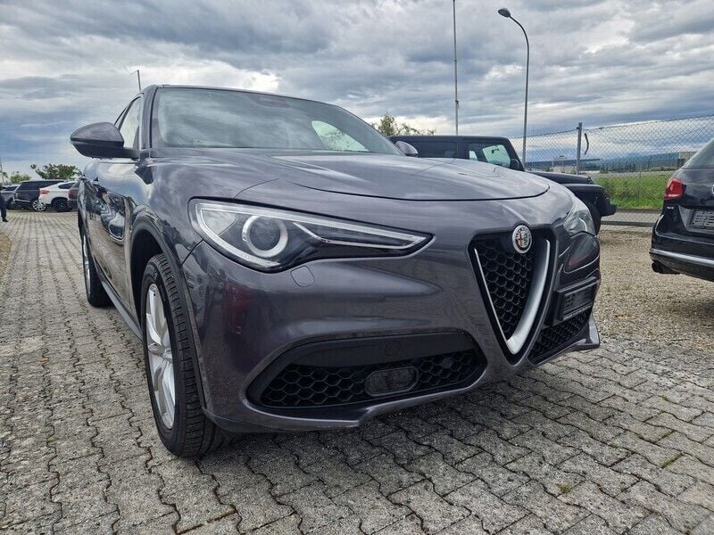 Gebraucht 2019 Alfa Romeo Stelvio Executive SUV | CHF 22’900 (Superpreis) - Bild 1/4