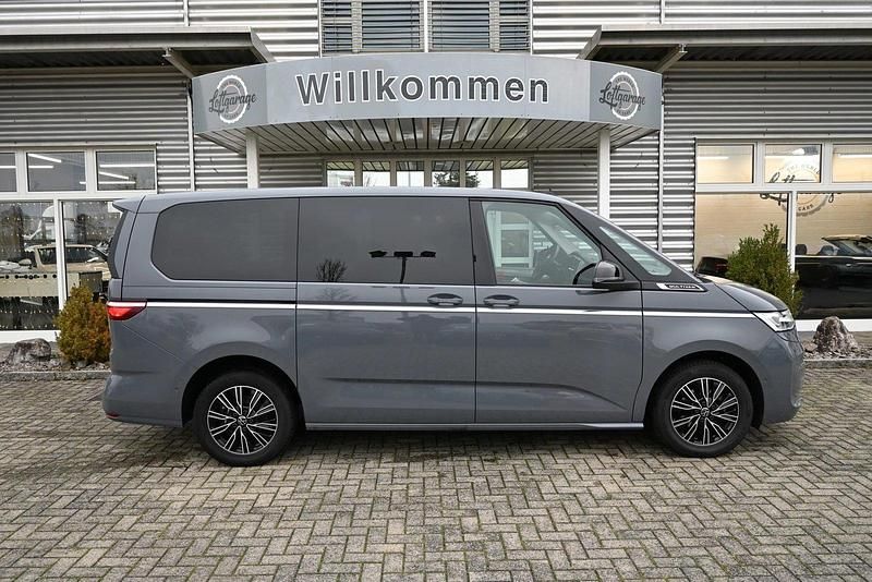 Gebraucht VW Multivan Style 150 PS (110 kW) 2024 Van
