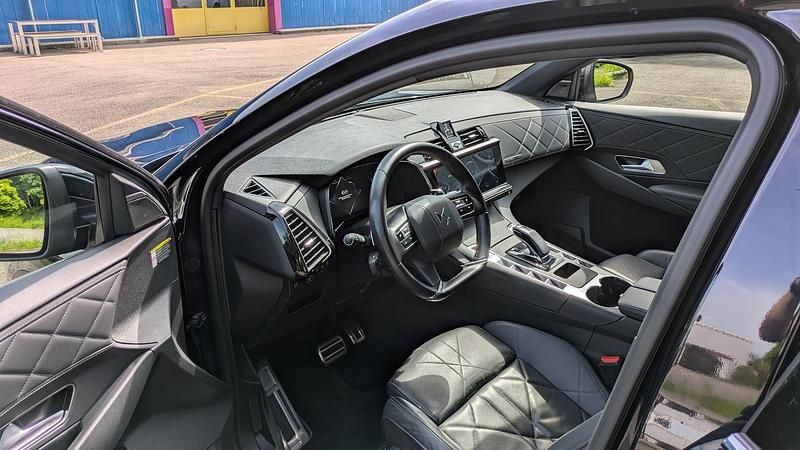 Gebraucht DS Automobiles DS7 Crossback Be Chic 300 PS (220 kW) 2021 SUV