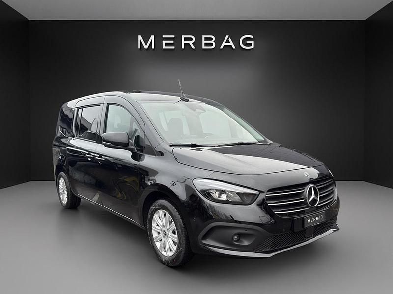 Schwarz Neu 2025 Mercedes 180 Progressive Limousine | CHF 49’200 (Etwas zu teuer) - Bild 1/4