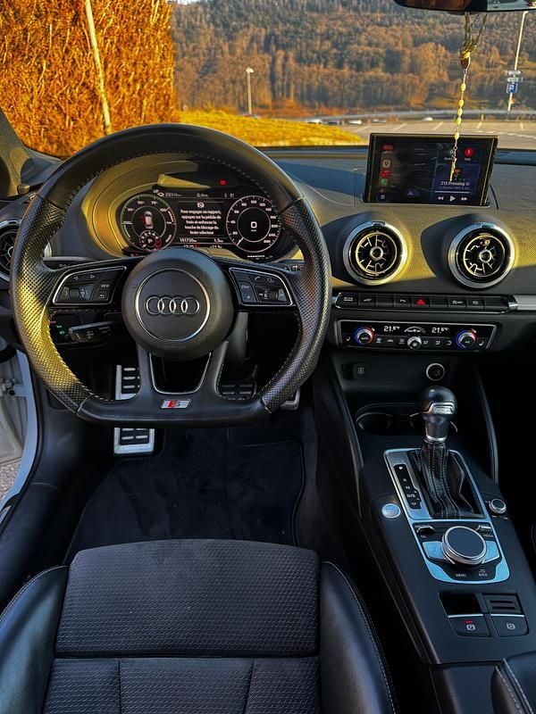 Gebraucht Audi A3 Sportback e-tron Sport 204 PS (150 kW) 2018 Kleinwagen