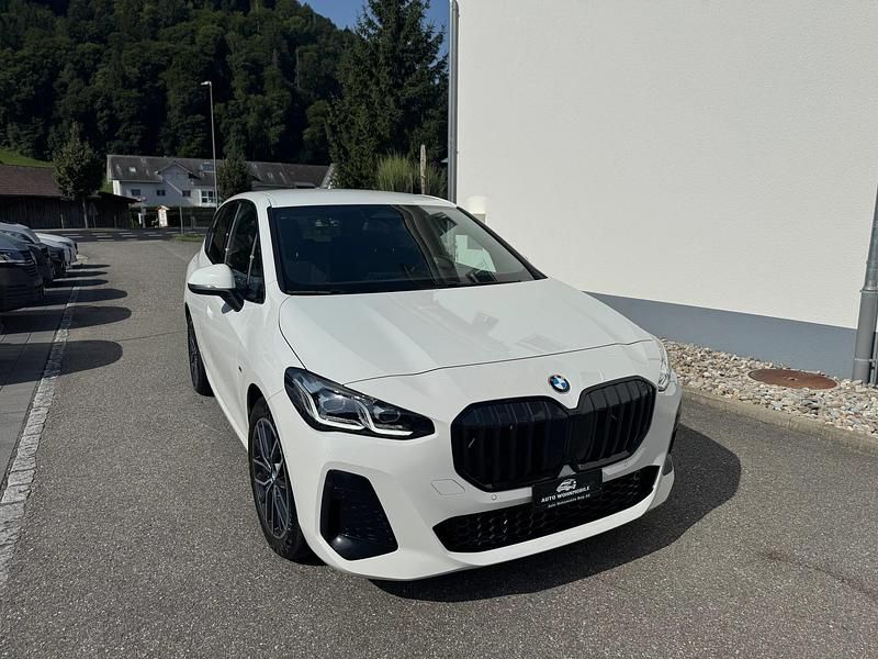 Gebraucht 2024 BMW 218 Active Tourer M Sport Van / Kleinbus | CHF 25’990 - Bild 1/4