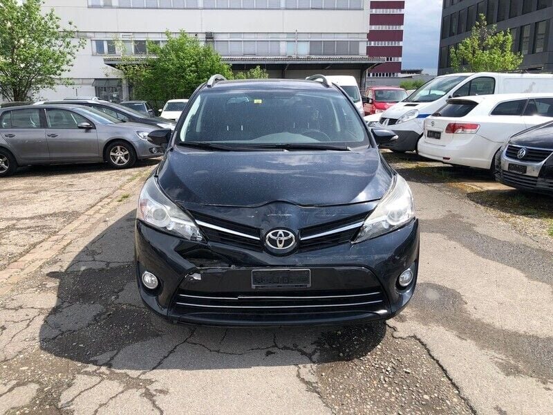 Gebraucht 2015 Toyota Verso Trend Van / Kleinbus | CHF 4’249 (Superpreis) - Bild 1/4