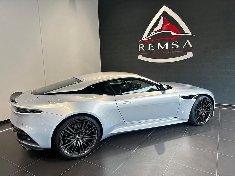 Gebraucht Aston Martin DBS 725 PS (533 kW) 2020 Coupé