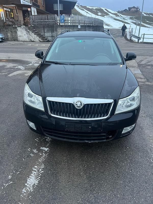 Gebraucht Skoda Octavia LAURIN & KLEMENT 160 PS (117 kW) 2010 Kombi