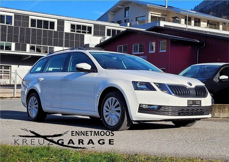 Gebraucht Skoda Octavia Ambition 115 PS (84 kW) 2019 Weiss Kombi