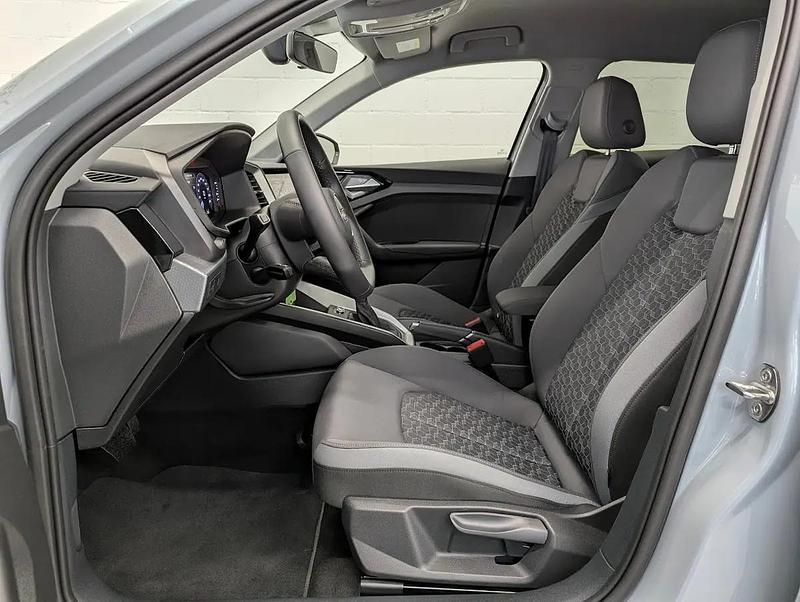 Gebraucht Audi A1 Sportback S-Line 95 PS (69 kW) 2026 Gray Kleinwagen
