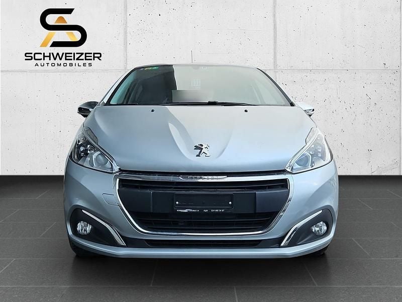 Gebraucht Peugeot 208 Active 82 PS (60 kW) 2017 Grau Kleinwagen