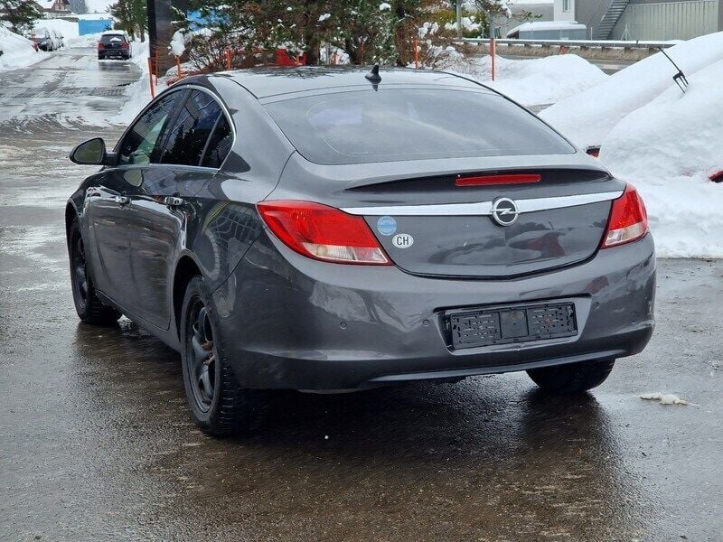 Gebraucht Opel Insignia Sport 160 PS (117 kW) 2011