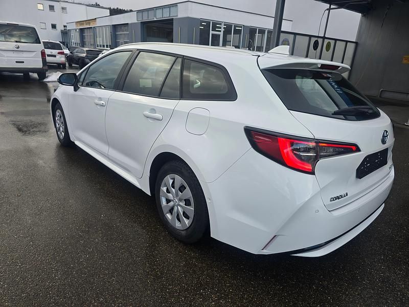 Gebraucht Toyota Corolla Comfort 122 PS (89 kW) 2022 Kombi