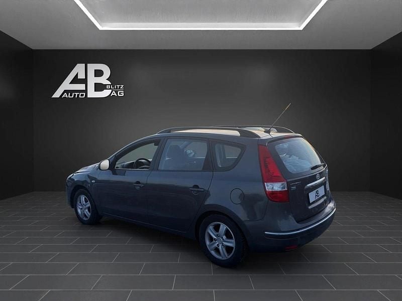 Gebraucht Hyundai i30 Style 126 PS (92 kW) 2008 Kombi