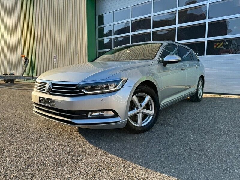 Gebraucht VW Passat Comfortline 150 PS (110 kW) 2019 Kombi